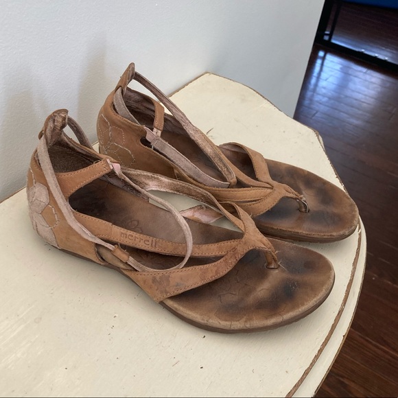 Cute Merrell sandals in pink and beige, high in back, adorable! - Picture 4 of 6